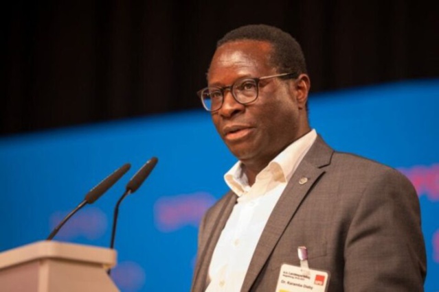 Le député allemand d’origine sénégalaise: Karamba Diaby réélu au Bundestag Le député allemand d’origine sénégalaise: Karamba Diaby réélu au Bundestag