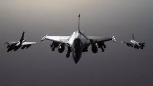 Tensions entre Alger et Paris : l’Algérie interdit son espace aérien aux avions militaires français Tensions entre Alger et Paris : l’Algérie interdit son espace aérien aux avions militaires français
