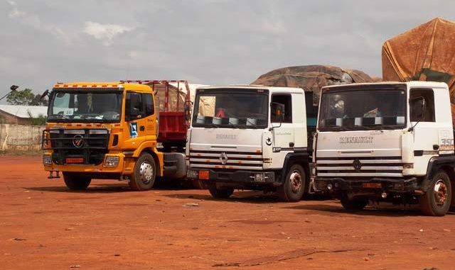 Grève : Les transporteurs routiers menacent de paralyser le secteur le 1er novembre