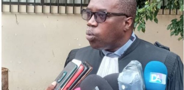 Trafic de visa à l'Aibd : L'agent de police Pape Mandigou Ndiaye inculpé, ses avocats fustigent...