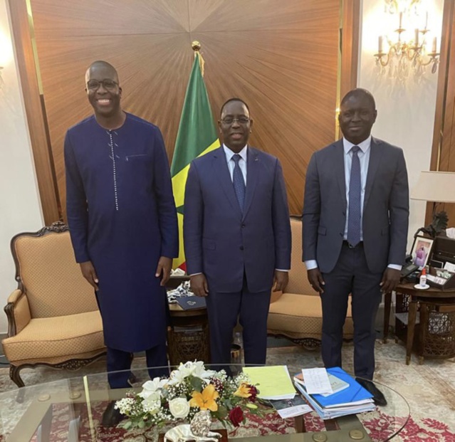 Mbour : Le Benno menacé d'implosion, à la suite de l'audience accordée par le président Sall à ses lieutenants... Mbour : Le Benno menacé d'implosion, à la suite de l'audience accordée par le président Sall à ses lieutenants...