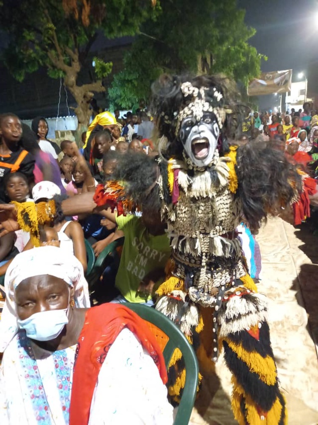 Oumar Sow (APR) aux jeunes de Yeumbeul/Sud:" Restez vigilants et ne soyez pas l'escalier de ces petits politiciens mal famés..." Oumar Sow (APR) aux jeunes de Yeumbeul/Sud:" Restez vigilants et ne soyez pas l'escalier de ces petits politiciens mal famés..."