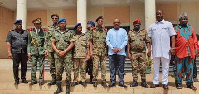 Guinée Bissau : Une tentative de putsch déjouée par l'état-major des armées. Guinée Bissau : Une tentative de putsch déjouée par l'état-major des armées.