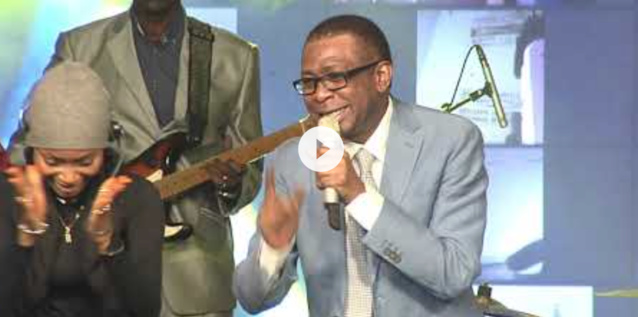 Retour sur scène: Youssou Ndour l'officialise pour décembre Retour sur scène: Youssou Ndour l'officialise pour décembre