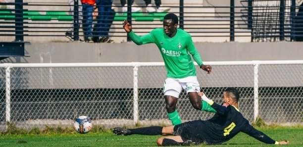 Saint-Etienne : El hadji Dieye signe un contrat professionnel Saint-Etienne : El hadji Dieye signe un contrat professionnel