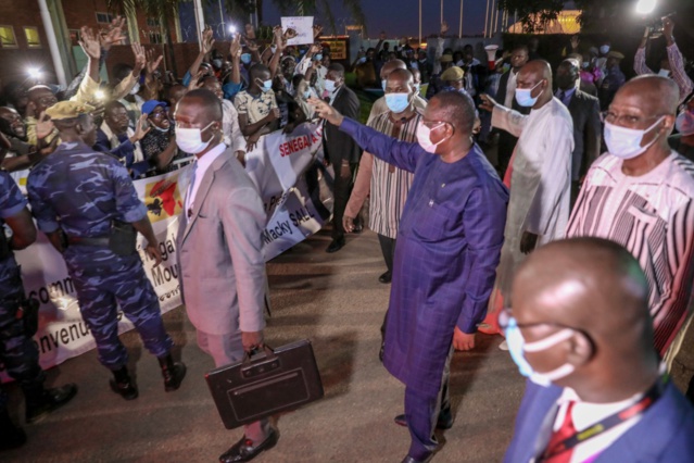 ​Retrouvailles entre Macky et Harouna Dia à Ouagadougou – De l’émotion  dans l’air !