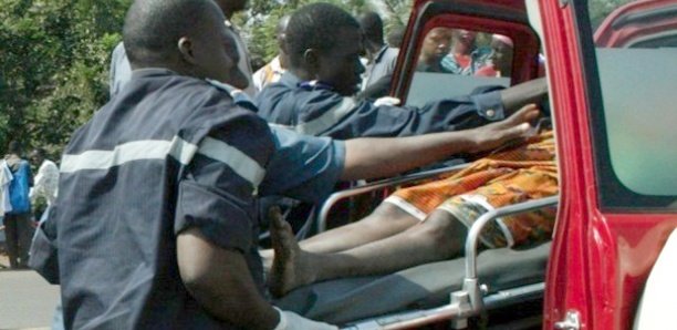 Tensions à Dakar : Une jeune dame renversée par un véhicule de la BIP à Fass Tensions à Dakar : Une jeune dame renversée par un véhicule de la BIP à Fass