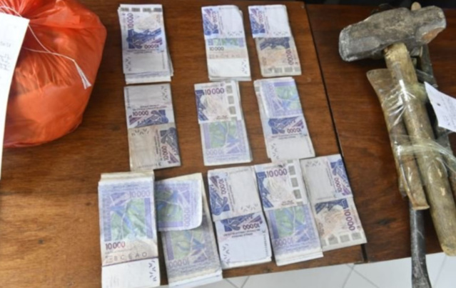 Thiès: La gendarmerie saisit un butin à faire pâlir les gros caïds Thiès: La gendarmerie saisit un butin à faire pâlir les gros caïds