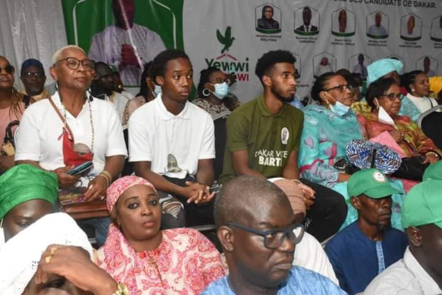Les images de l'investiture de Barthelemy DIAS  et des candidats de Yewwi Askan Wi / Dakar