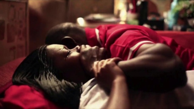 Cinq copains, dont 3 mineurs qui se sont relayés sur une domestique mineure, arrêtés Cinq copains, dont 3 mineurs qui se sont relayés sur une domestique mineure, arrêtés