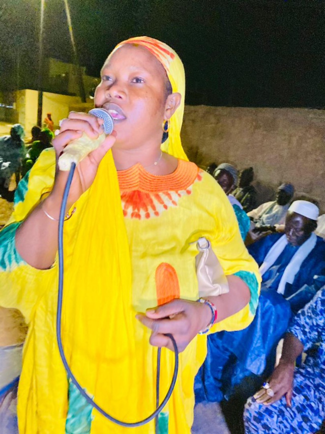 ​2ème sur la liste départementale de Mbacké, Sokhna Amy Mbacky en pleine action de bienfaisance