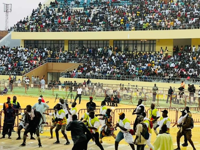 Drapeau Mame Boye DIAO- Les images exclusives Drapeau Mame Boye DIAO- Les images exclusives