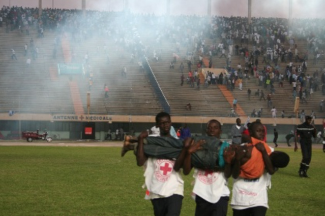 Violences dans les stades: Le "weur ndombo" et le "petit pont" de Macky Sall à la lutte et aux navétanes