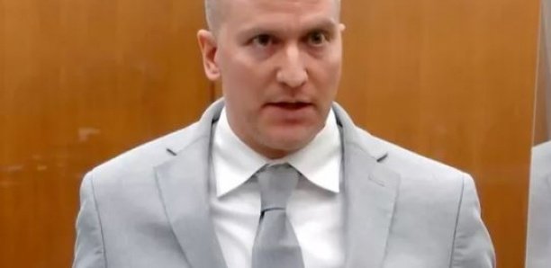Affaire George Floyd: l’ex-policier Derek Chauvin plaide coupable et admet ses torts pour la première fois Affaire George Floyd: l’ex-policier Derek Chauvin plaide coupable et admet ses torts pour la première fois