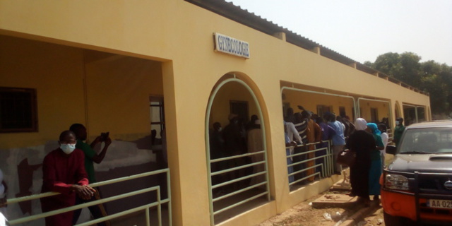 KOLDA : Mame Boye Diao (DG des Domaines) s’investit pleinement pour l’hôpital régional. KOLDA : Mame Boye Diao (DG des Domaines) s’investit pleinement pour l’hôpital régional.