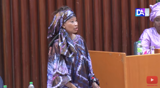 Situation des sénégalais expatriés d'Italie : Les députés interpellent le ministre Aïssata Tall Sall. Situation des sénégalais expatriés d'Italie : Les députés interpellent le ministre Aïssata Tall Sall.