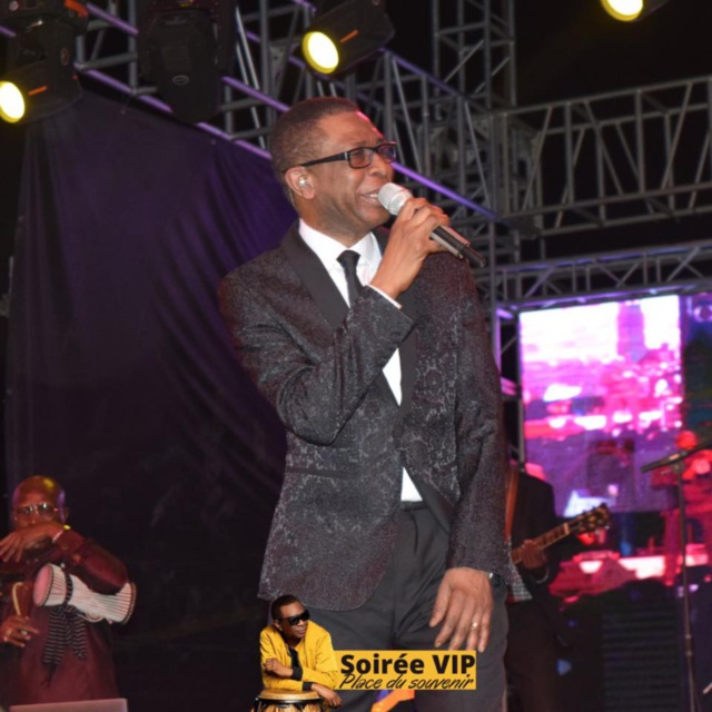 People: Des personnalités à la Place du Souvenir avec Youssou Ndour (Photos) People: Des personnalités à la Place du Souvenir avec Youssou Ndour (Photos)