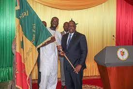 Lions en chasse – Le président de la République va leur remettre les "armes de la victoire" Lions en chasse – Le président de la République va leur remettre les "armes de la victoire"