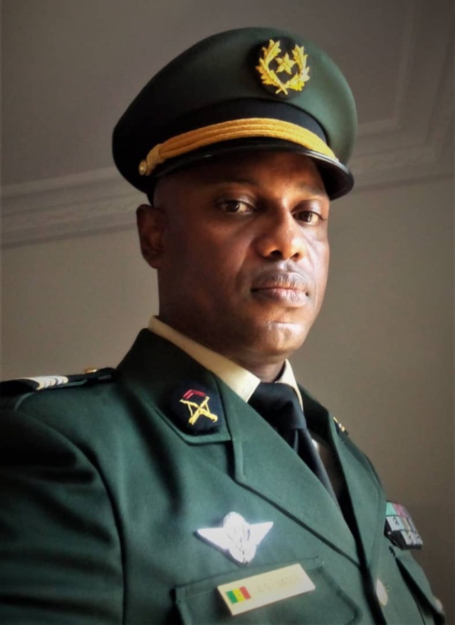 Dirpa : Nommé général de brigade, Mactar Diop remet le flambeau au Colonel Alexis Gregoire Vasse. Dirpa : Nommé général de brigade, Mactar Diop remet le flambeau au Colonel Alexis Gregoire Vasse.