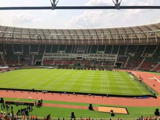 CAN- À quelques heures du démarrage de la cérémonie d'ouverture, les gradins du stade Olembé se remplissent peu à peu CAN- À quelques heures du démarrage de la cérémonie d'ouverture, les gradins du stade Olembé se remplissent peu à peu
