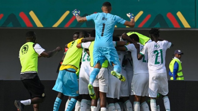 CAN 2022 : LE GABON, PRIVÉ DE PIERRE-EMERICK AUBAMEYANG, BAT LES COMORES (1-0) POUR SON PREMIER MATCH CAN 2022 : LE GABON, PRIVÉ DE PIERRE-EMERICK AUBAMEYANG, BAT LES COMORES (1-0) POUR SON PREMIER MATCH