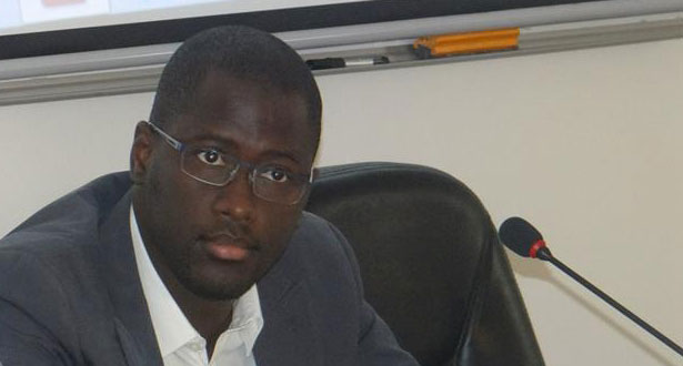 Ndongo Samba SYLLA : «en acceptant les sanctions de la CEDEAO contre le Mali, le Sénégal se tire une balle au ventre » Ndongo Samba SYLLA : «en acceptant les sanctions de la CEDEAO contre le Mali, le Sénégal se tire une balle au ventre »