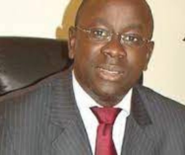 Campagne électorale/ «Le folklore et/ou le spectacle a pris le pas sur … propositions programmatiques », Dr Momar Thiam, spécialiste en communication politique Campagne électorale/ «Le folklore et/ou le spectacle a pris le pas sur … propositions programmatiques », Dr Momar Thiam, spécialiste en communication politique