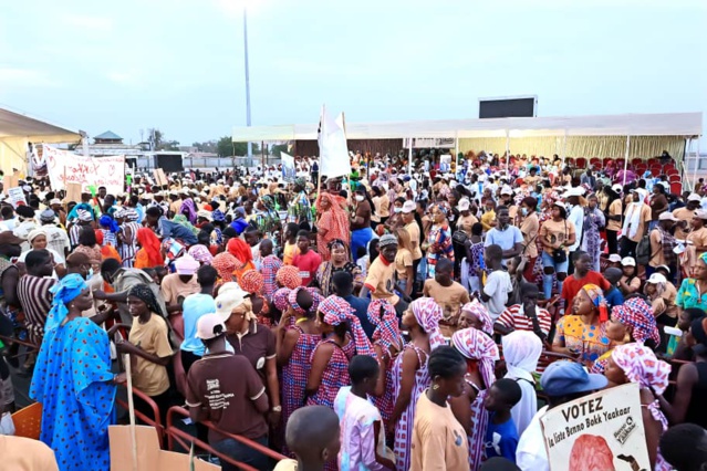 Kaolack – Le meeting  de clôture de la coalition BBY tourne à l’apothéose (TEXTE ET IMAGES) Kaolack – Le meeting  de clôture de la coalition BBY tourne à l’apothéose (TEXTE ET IMAGES)