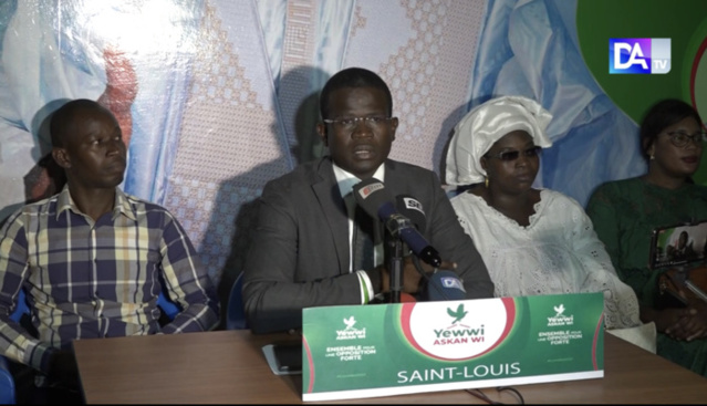 Saint-Louis Abba Mbaye le candidat de Yewwi Askan Wi crache sur la main tendue de Mansour Faye Saint-Louis Abba Mbaye le candidat de Yewwi Askan Wi crache sur la main tendue de Mansour Faye