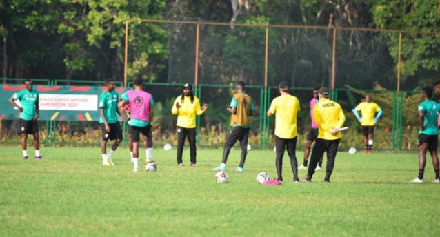 Quart de finale CAN 2022 : Le Sénégal et la Guinée équatoriale vont s'affronter à Yaoundé, le déplacement de la logistique encore incertain... Quart de finale CAN 2022 : Le Sénégal et la Guinée équatoriale vont s'affronter à Yaoundé, le déplacement de la logistique encore incertain...