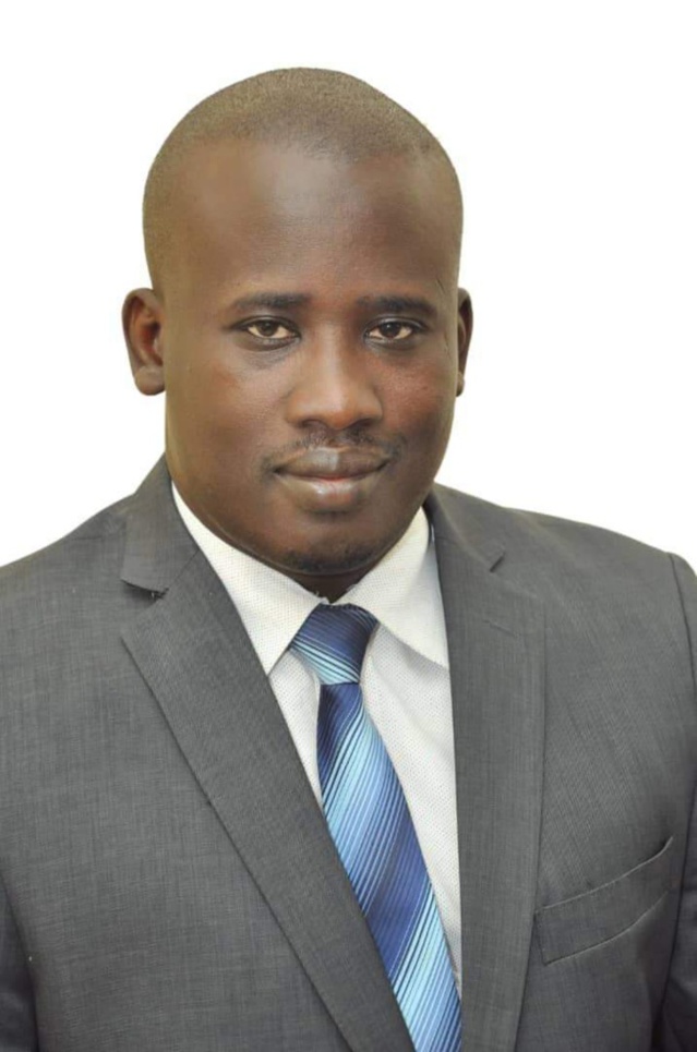 Kaolack / Dabaly : Les premières tendances largement favorables à Samba Sall, avec un écart de 1.014 voix...Il devient le plus jeune maire de la région Kaolack / Dabaly : Les premières tendances largement favorables à Samba Sall, avec un écart de 1.014 voix...Il devient le plus jeune maire de la région