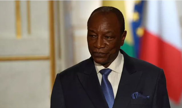 Guinée : 3,8 milliards de dollars de bauxite vendus, 200 millions de dollars dans les caisses de l’Etat, sous Alpha CONDE Guinée : 3,8 milliards de dollars de bauxite vendus, 200 millions de dollars dans les caisses de l’Etat, sous Alpha CONDE