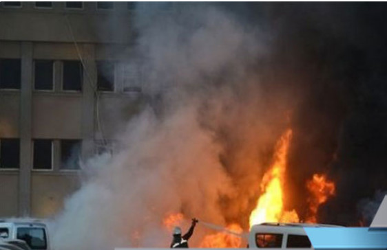 URGENT- Le Tribunal de Pikine prend feu URGENT- Le Tribunal de Pikine prend feu