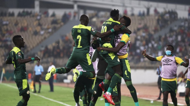 CAN - LE SÉNÉGAL BALAIE LE BURKINA FASO ET SE QUALIFIE POUR LA 3E FINALE DE SON HISTOIRE
