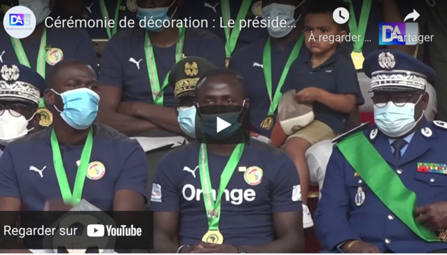 Cérémonie de décoration : Macky Sall rend un bel hommage à Sadio Mané et Aliou Cissé.