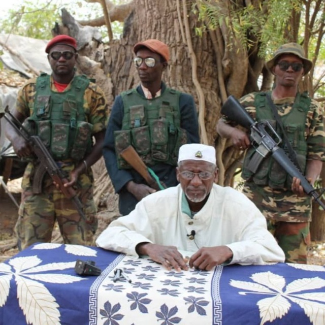 Casamance : Salif Sadio, chef du MFDC accuse la Cédéao, qui lui aurait attaqué avec des armes lourdes à partir de la Gambie Casamance : Salif Sadio, chef du MFDC accuse la Cédéao, qui lui aurait attaqué avec des armes lourdes à partir de la Gambie