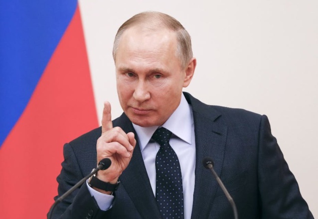 Ukraine: entretiens entre Poutine, Biden et Macron, Washington craint une invasion imminente