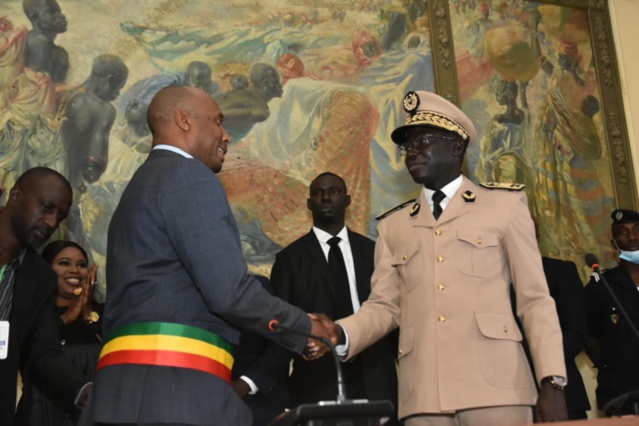 Barthélémy Dias installé nouveau maire de Dakar : « Je ne suis pas à la tête de la ville pour un combat contre les institutions de l’État … Mais je l’invite à une collaboration sincère… »