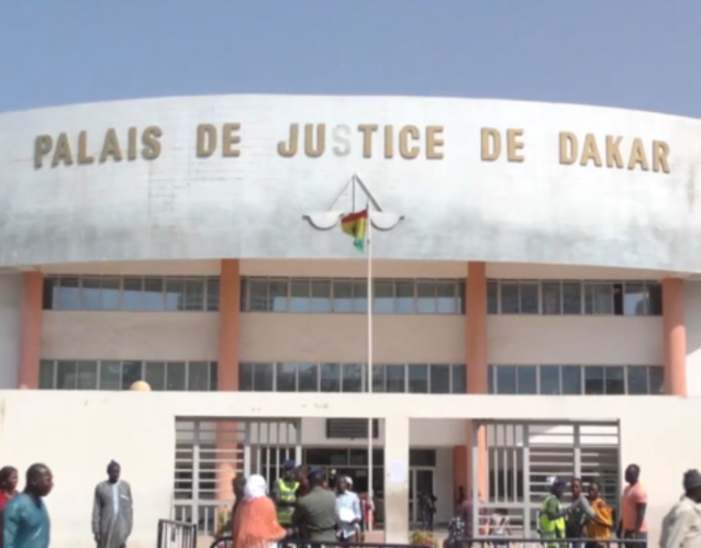 Acte contre nature à la Mosquée de Sicap-Karack/Baobab : le maître coranique dit avoir été possédé par un Djinn et risque 5 ans de prison ferme Acte contre nature à la Mosquée de Sicap-Karack/Baobab : le maître coranique dit avoir été possédé par un Djinn et risque 5 ans de prison ferme