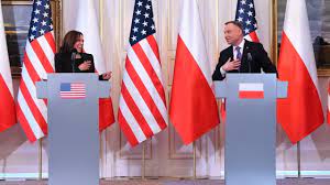 Face à la guerre en Ukraine, la Pologne et les États-Unis s'affichent unis au sein de l'Otan Face à la guerre en Ukraine, la Pologne et les États-Unis s'affichent unis au sein de l'Otan