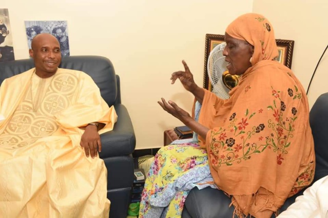 Le maire de Dakar, Barthélemy Dias reçu à Tivaouane (images )