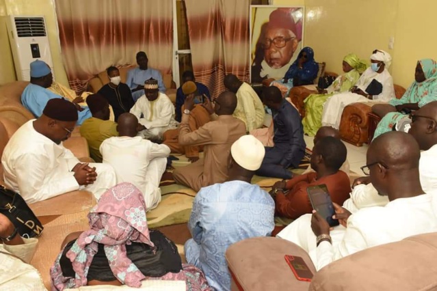 Le maire de Dakar, Barthélemy Dias reçu à Tivaouane (images ) Le maire de Dakar, Barthélemy Dias reçu à Tivaouane (images )