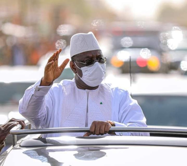 Tamba déroule le tapis rouge pour Macky Tamba déroule le tapis rouge pour Macky
