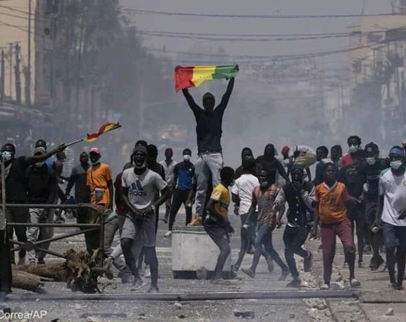 Enquête sur les morts de mars : Le M2D déterre le dossier – «Macky n’a pas respecté sa promesse à Serigne Mountakha» Enquête sur les morts de mars : Le M2D déterre le dossier – «Macky n’a pas respecté sa promesse à Serigne Mountakha»