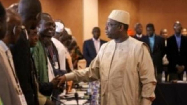 Réunion des leaders de BBY à Saly – Que prépare le camp présidentiel ? Réunion des leaders de BBY à Saly – Que prépare le camp présidentiel ?