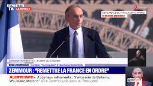 PRÉSIDENTIELLE: EN PLEIN MEETING D'ÉRIC ZEMMOUR AU TROCADÉRO, LA FOULE SCANDE "MACRON, ASSASSIN!"