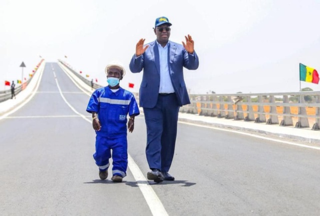 Doléances: Macky Sall baisse les tarifs du pont à péage Doléances: Macky Sall baisse les tarifs du pont à péage