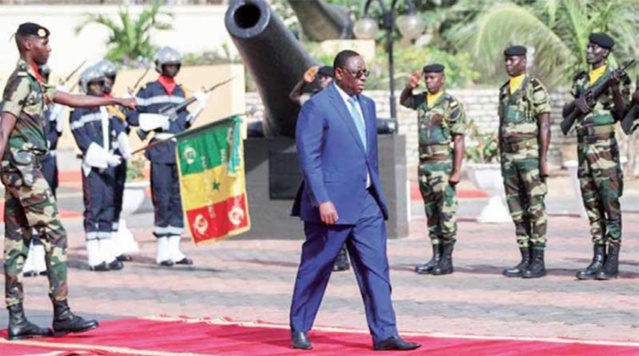 62ème anniversaire de l’indépendance : Retour du défilé militaire dans un contexte de pandémie au plus bas. 62ème anniversaire de l’indépendance : Retour du défilé militaire dans un contexte de pandémie au plus bas.