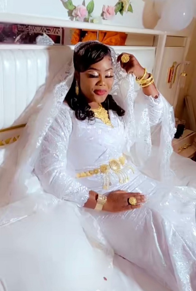 Son mariage célébré hier : Amina Saleh, la Jet-setteuse, est désormais Madame Mbacké Son mariage célébré hier : Amina Saleh, la Jet-setteuse, est désormais Madame Mbacké