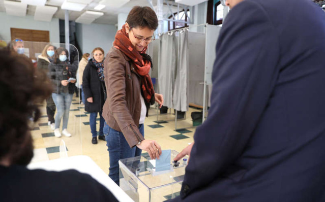 Élection présidentielle : les douze candidats à l'Élysée ont voté Élection présidentielle : les douze candidats à l'Élysée ont voté